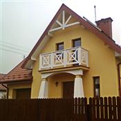 Front już z balkonem