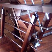 Balustrady z drewnem